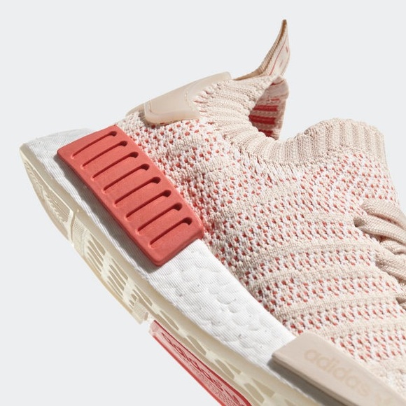 stlt primeknit shoes